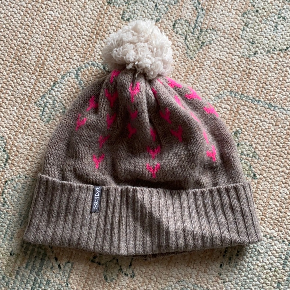 Skida Cashmere Blend Pom Hat